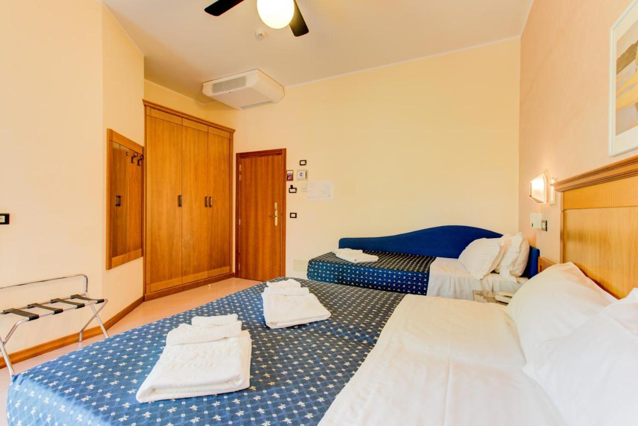 Hotel Verona Cesenatico Zewnętrze zdjęcie