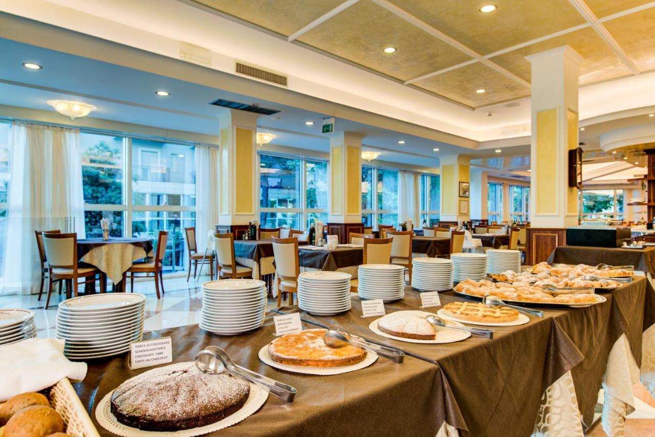 Hotel Verona Cesenatico Zewnętrze zdjęcie